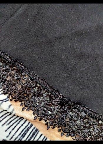 Siyah Dantel Detaylı Midi Askılı Elbise - Görsel 2