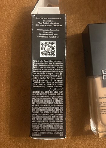  Beden Givenchy Prisme Libre Fondöten Açık Bej