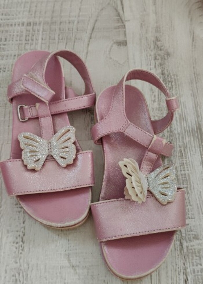 Waikiki (kırmızı olan) 27numara pembe ( yurt dışı) 28 numara - Görsel 4