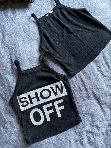 Crop siyah
