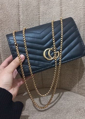 Zincir Detaylı Modern Klasik Deri Kadın Çanta - Görsel 4