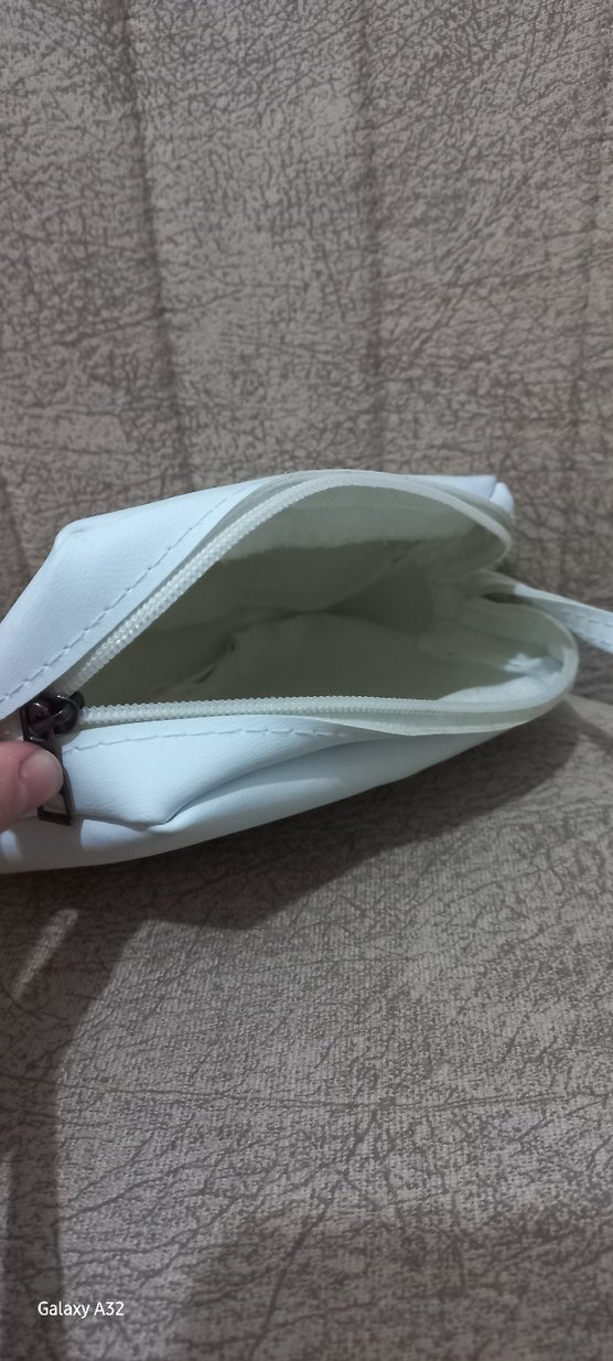 Beyaz omuz çantası - Görsel 2