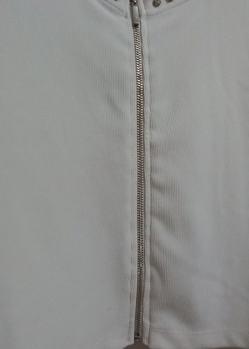 Uzun Kollu Beyaz Mini Düğmeli Bluz - Görsel 3