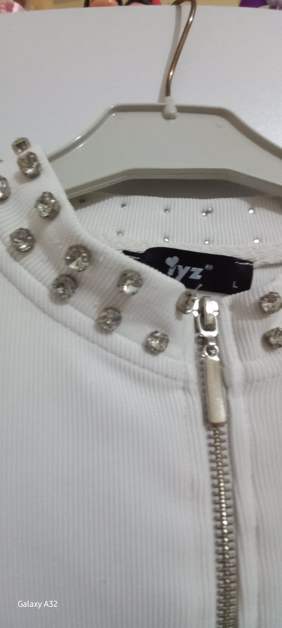 Uzun Kollu Beyaz Mini Düğmeli Bluz - Görsel 5