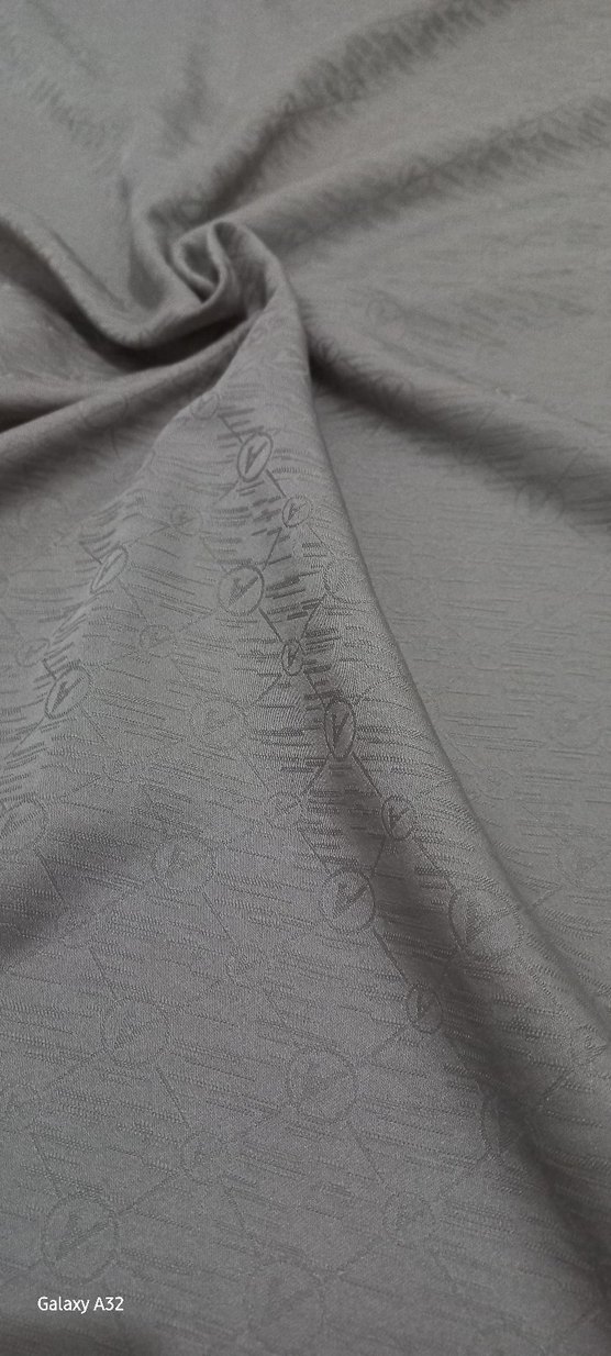 Gri Kadın Drapeli Sargı Kumaş - Görsel 2