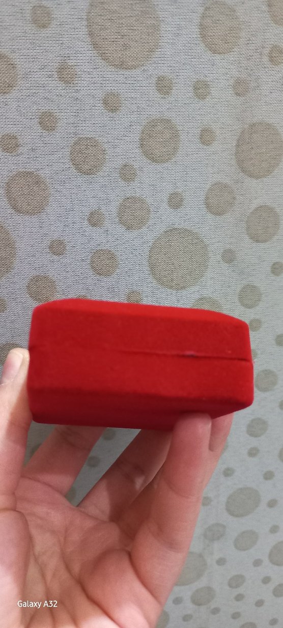 Kırmızı Makyaj Süngeri - Görsel 3