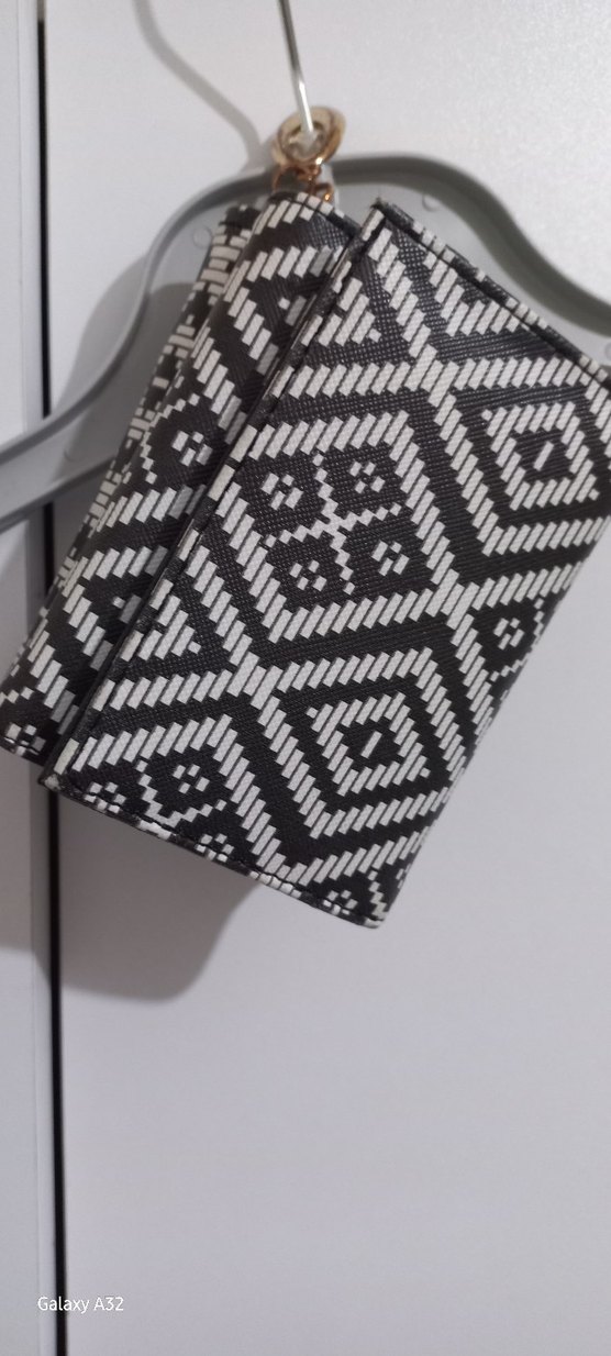 Günlük Kullanım İçin Fermuarlı Kadın Cüzdanı - Görsel 2