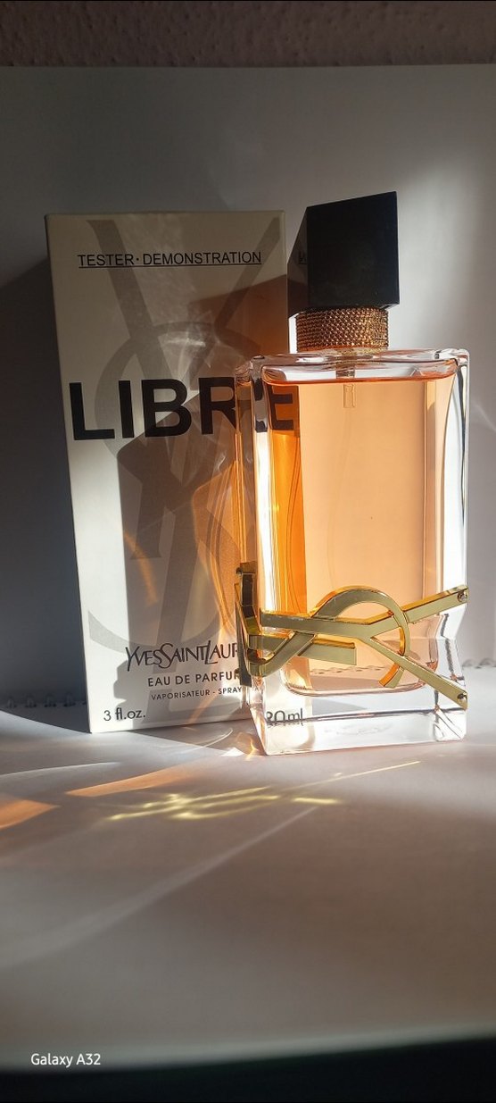 Yves Saint Laurent Libre Kadın Parfümü 90 ml - Görsel 2