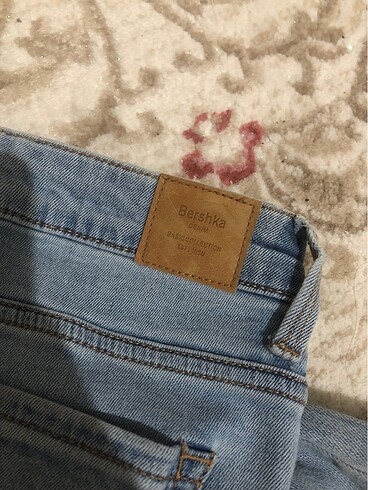 34 Beden Bershka Mavi Jean