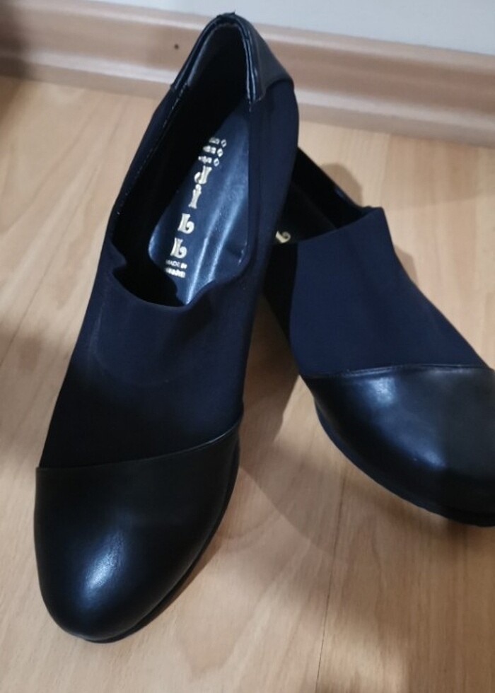 Siyah ayakkabı  - Görsel 2