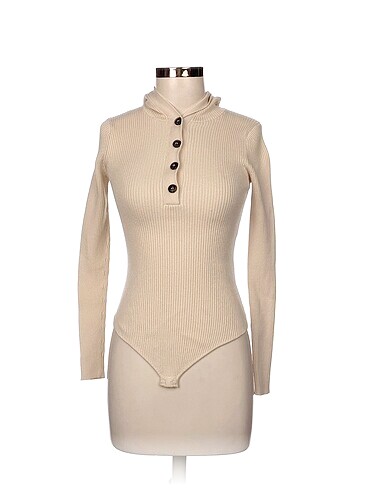 Zara Bluz %70 İndirimli.