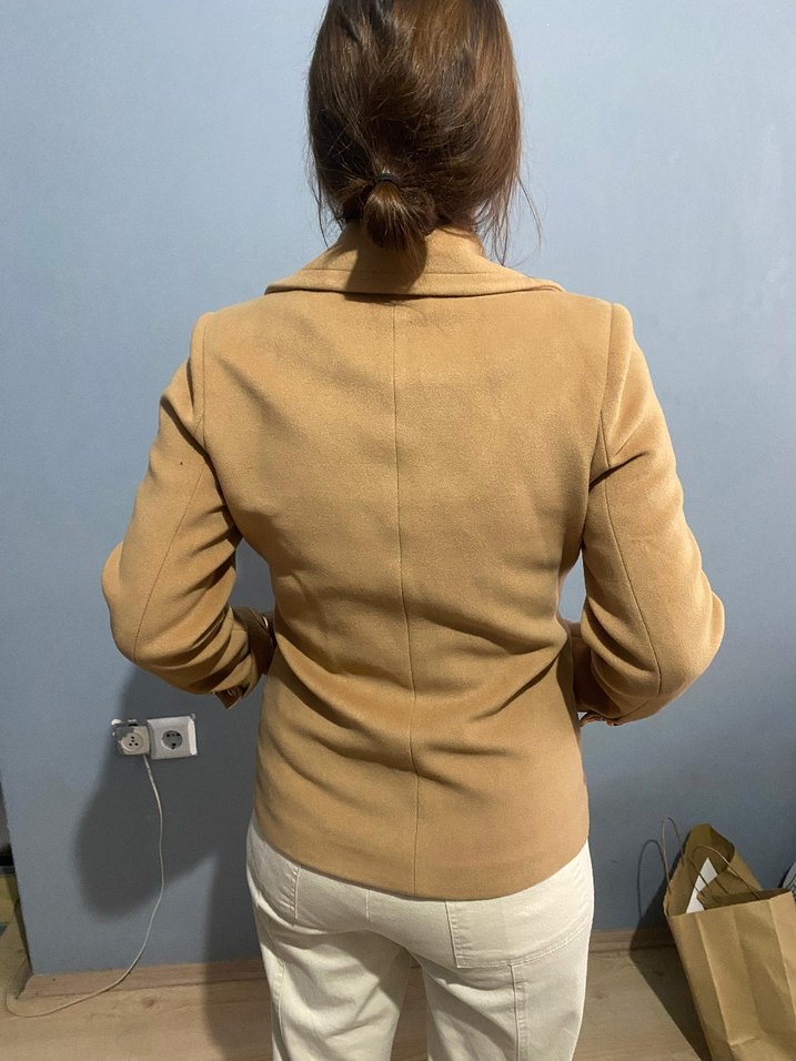 Bej Düğmeli Kısa Kadın Kaban ARMODIA MARKA RUS KALIP - Görsel 4