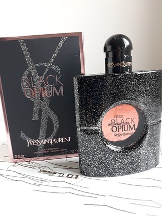 Yves Saint Laurent Black Opium