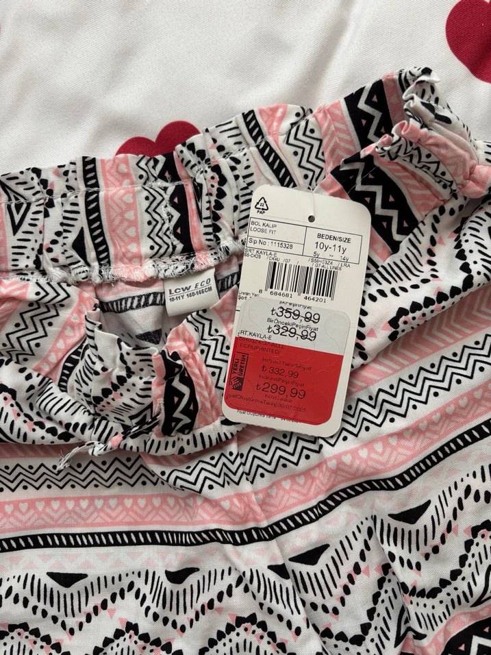 Pembe Bohem Renkli Mini Şort - Görsel 2