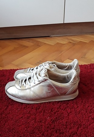 sneaker ayakkabı