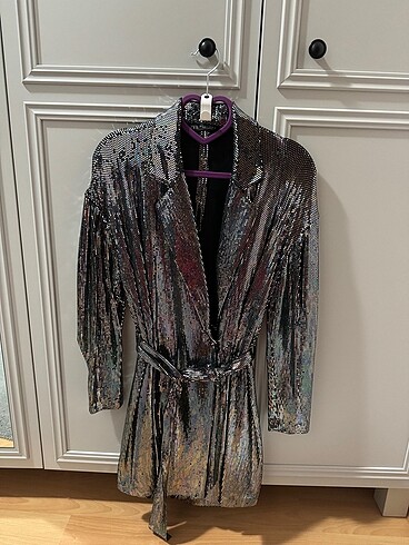 Zara blazer tulum
