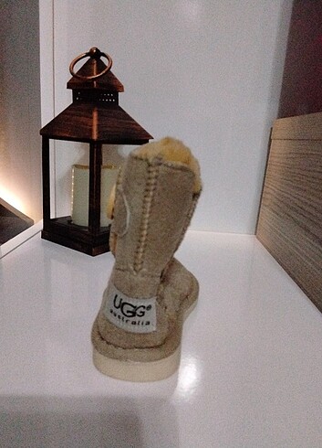 Ugg model çocuk botu 