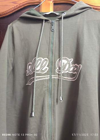 Nakışlı Kapüşonlu Kadın Uzun Hırka - Görsel 4