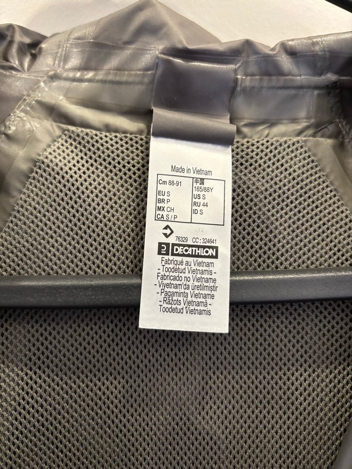 Haki Fermuarlı Yağmurluk - Görsel 3