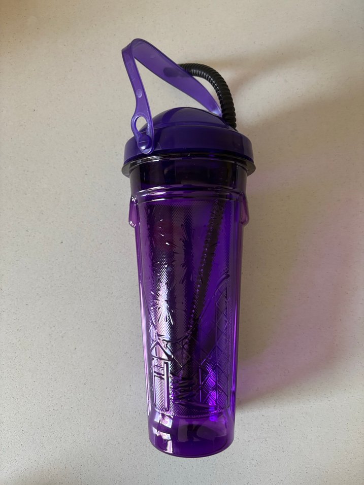 Six Flags Mor Renkli Su Şişesi - Görsel 3