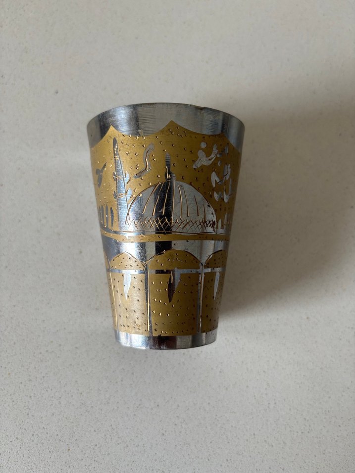 Altın Renkli Parlak Desenli Metal Bardak - Görsel 2