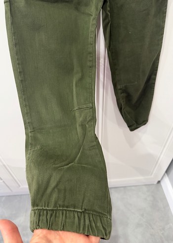 Erkek Çocuk Koyu Haki Keten Bol Kesim Pantolon - Görsel 2