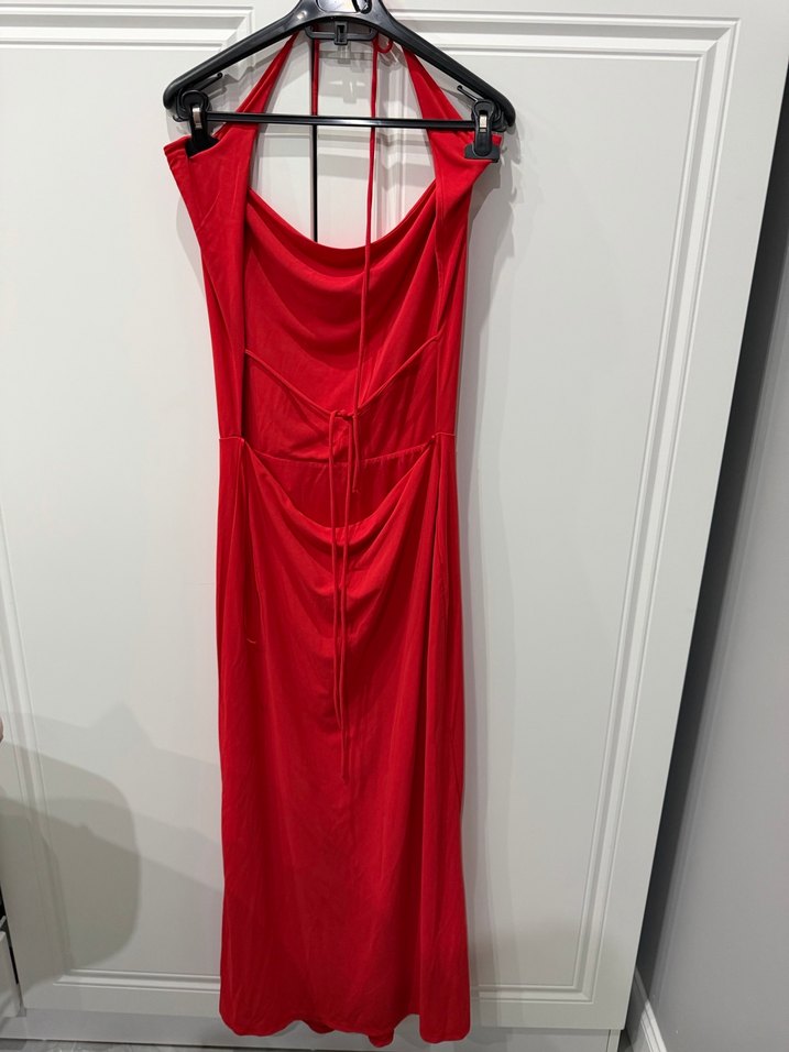 Kırmızı Drapeli Uzun Saten Elbise - Görsel 3