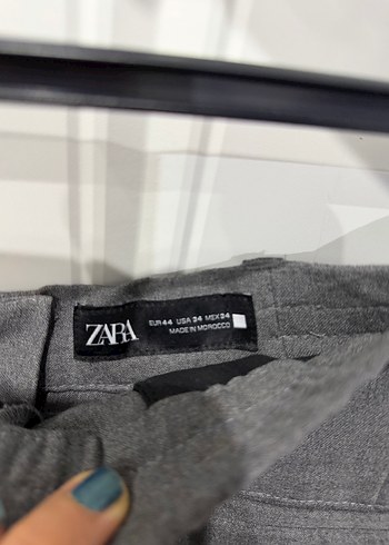 Gri Kemerli Rahat Kesim Kadın Pantolon - Görsel 4