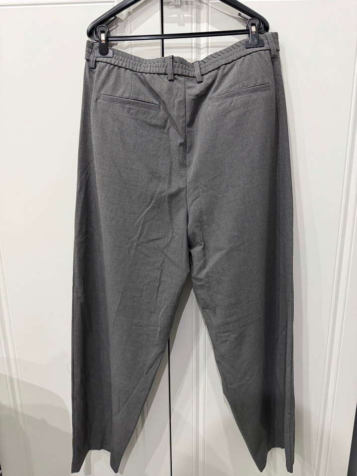 Gri Kemerli Rahat Kesim Kadın Pantolon - Görsel 3