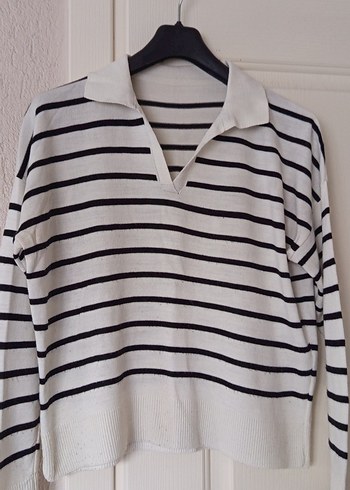 Kadın Gri-Beyaz Çizgili Polo Yaka Kazak - Görsel 3