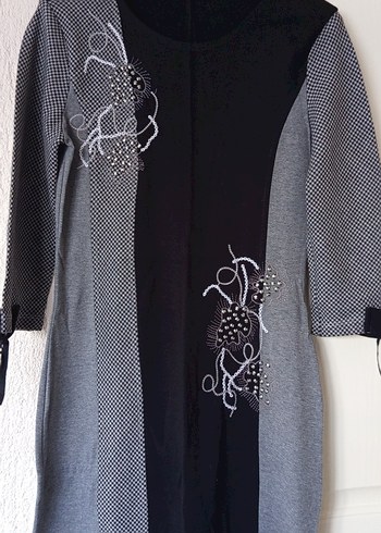 Gri Nakışlı Uzun Kollu Triko Elbise - Görsel 3