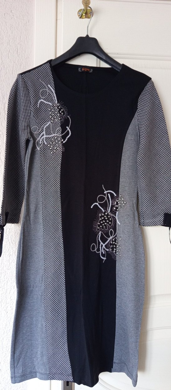 Gri Nakışlı Uzun Kollu Triko Elbise - Görsel 3