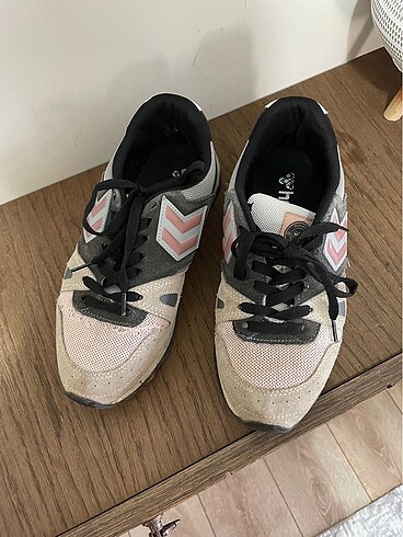 Hummel ayakkabı