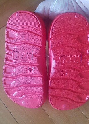 25 Beden kırmızı Renk Lcw kırmızı sandalet