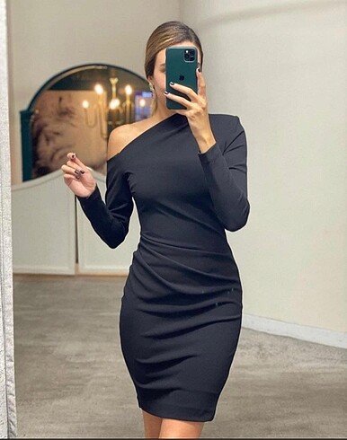 Zara elbise 1 kere giyildi yeni gibi