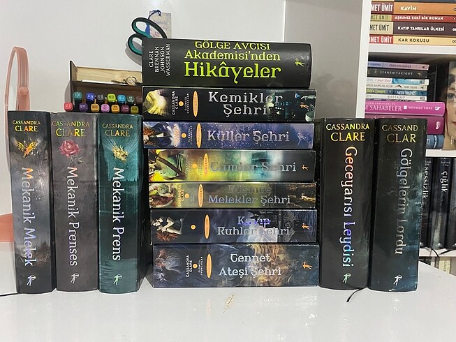  Cassandra clare ölümcül oyuncaklar serisi
