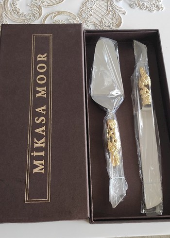 Mikasa Moor kek ve salata servis setleri