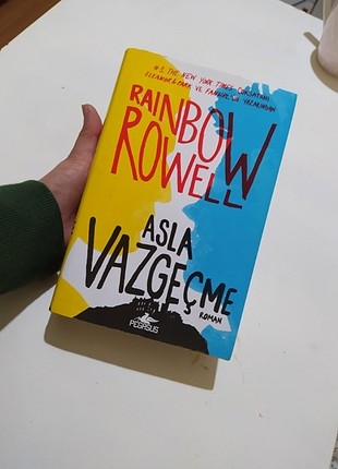 Asla vazgeçme Kitap