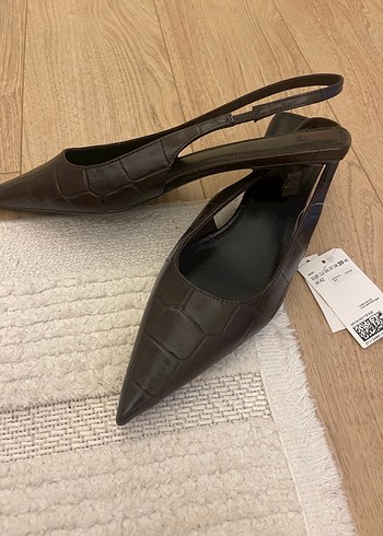 Kahverengi Deri Stiletto Topuklu Kadın Ayakkabı