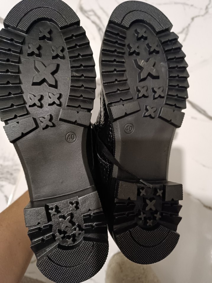 Siyah Deri Blok Topuklu Kadın Bot - Görsel 2