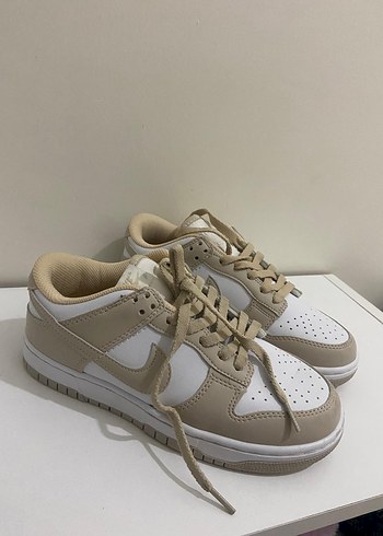 Bej Minimalist Kadın Spor Ayakkabı - Görsel 2