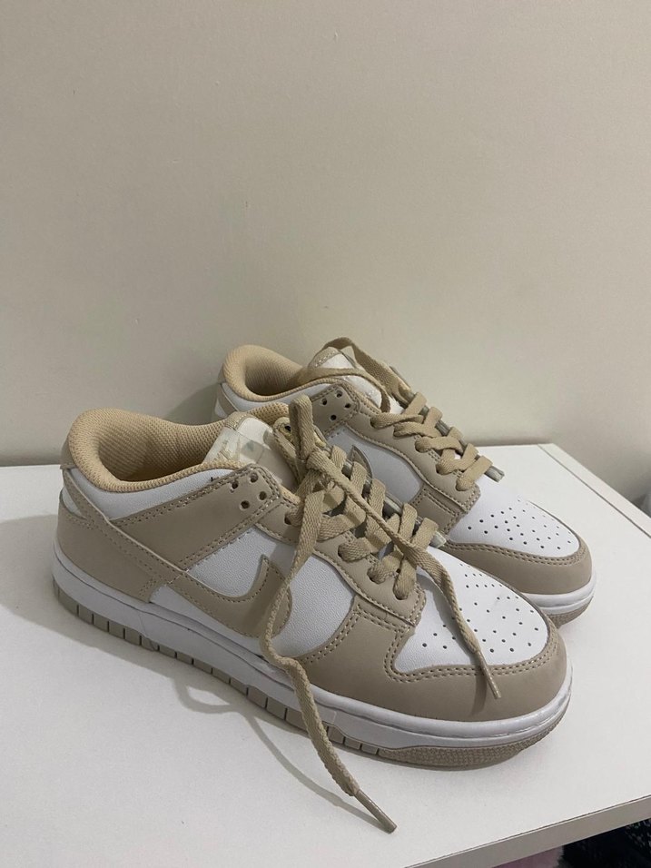 Bej Minimalist Kadın Spor Ayakkabı - Görsel 2