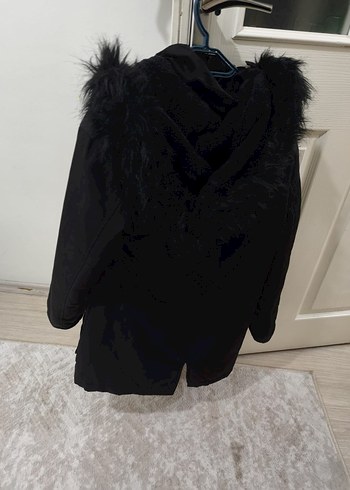 Siyah Kürklü Kadın Kışlık Mont - Görsel 2