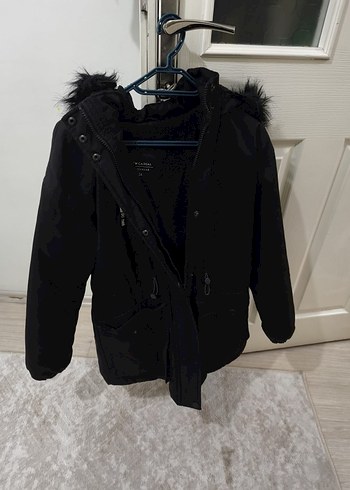 Siyah Kürklü Kadın Kışlık Mont - Görsel 3