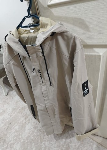 Bej Kapüşonlu Kadın Ceket - Görsel 3