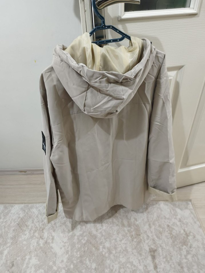 Bej Kapüşonlu Kadın Ceket - Görsel 2