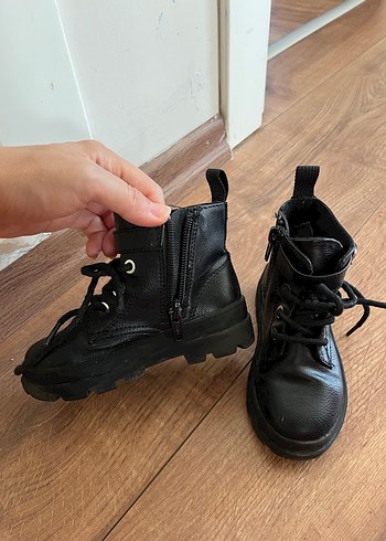 Çocuk Siyah Deri Goth Botlar - Görsel 2