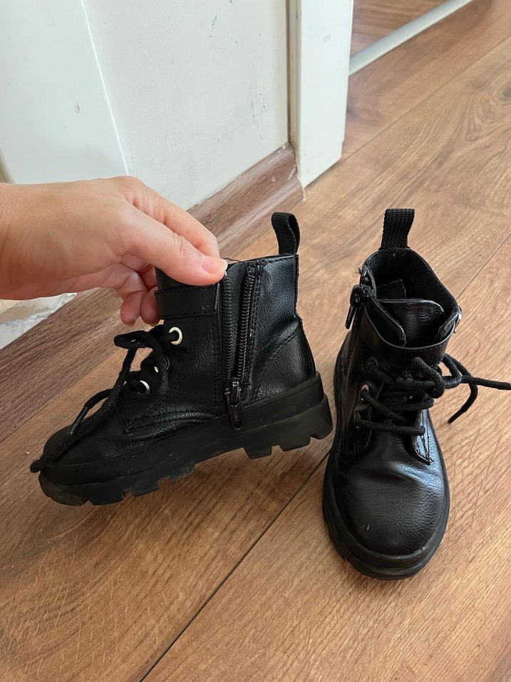 Çocuk Siyah Deri Goth Botlar - Görsel 2