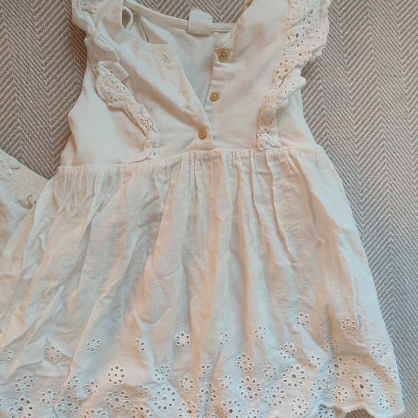 H&M Beyaz Kız Çocuk Elbisesi - Görsel 2