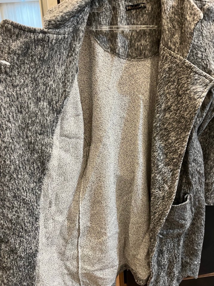 Gri hırka inceliğinde kaban - Görsel 4